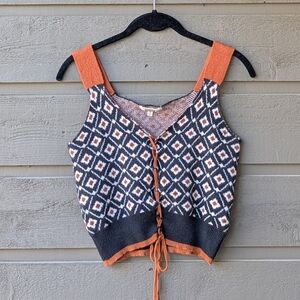 Gimmicks by BKE Western Boho Knit Lace Up Crop Tank Top Size Small